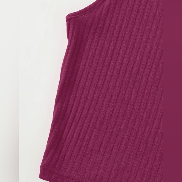 Rib Knit Tank Top - Picture 4 of 5